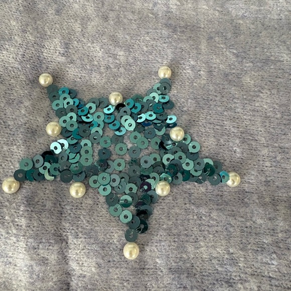 Fantastic Fawn Pastel Sweater with Sparkling Stars - Picture 6 of 9